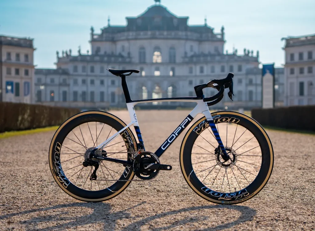 quale-scegliere-fra-telaio-in-carbonio-o-alluminio-per-bici-da-corsa-gravel